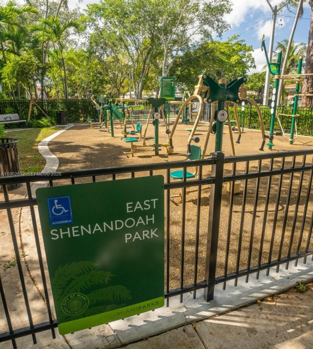 2121 SW 13th Ave, Miami, FL 33145 Photo