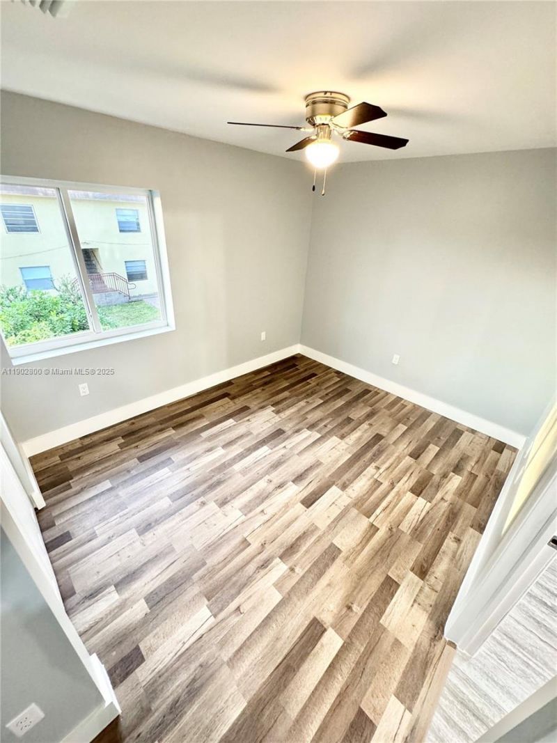 926 - 932 NW 2nd St, Fort Lauderdale, FL 33311 Photo