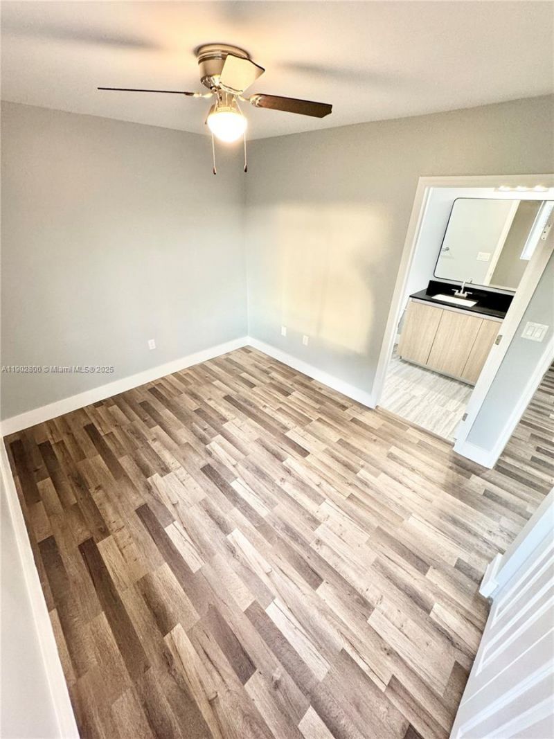 926 - 932 NW 2nd St, Fort Lauderdale, FL 33311 Photo