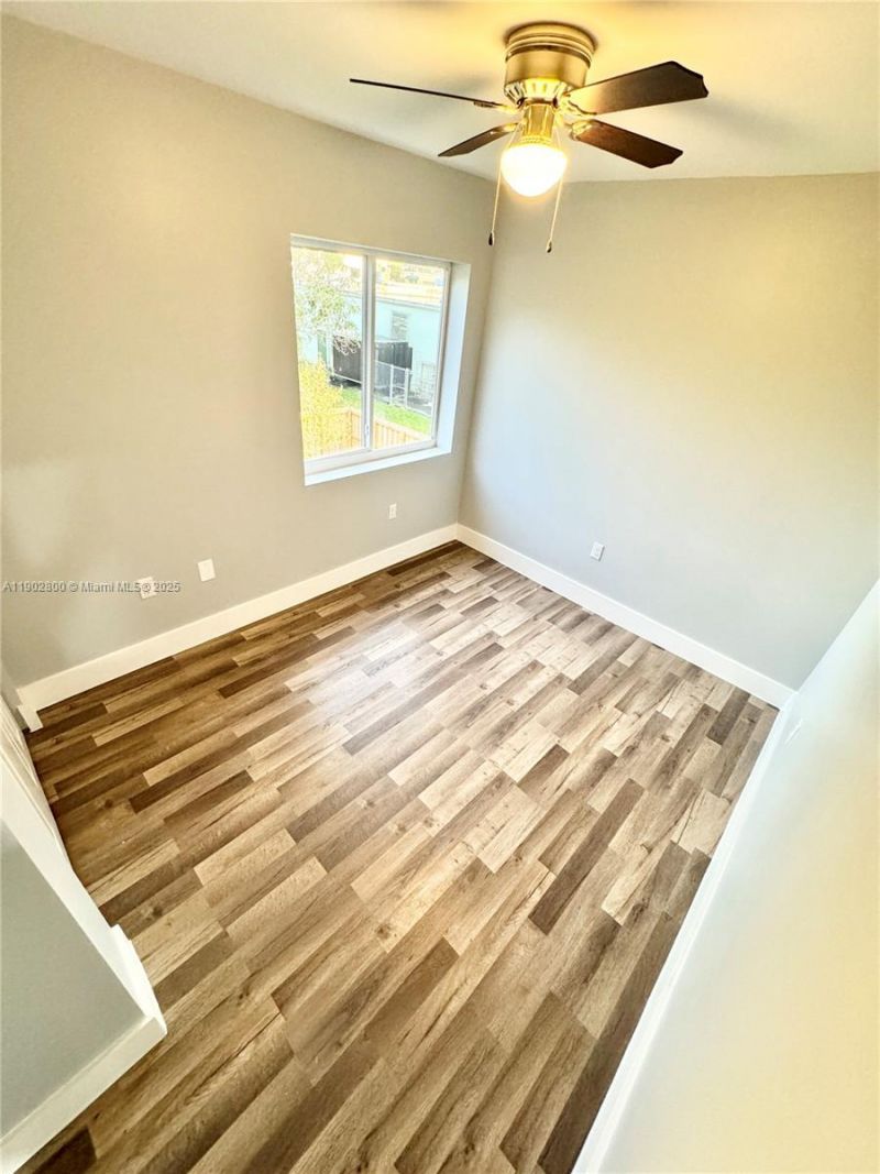 926 - 932 NW 2nd St, Fort Lauderdale, FL 33311 Photo