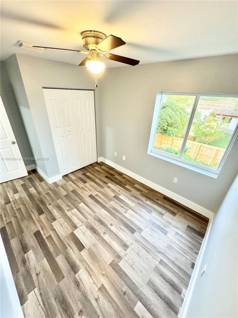 926 - 932 NW 2nd St, Fort Lauderdale, FL 33311 Photo