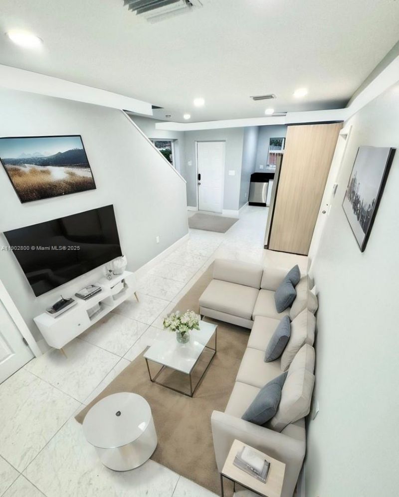 926 - 932 NW 2nd St, Fort Lauderdale, FL 33311 Photo