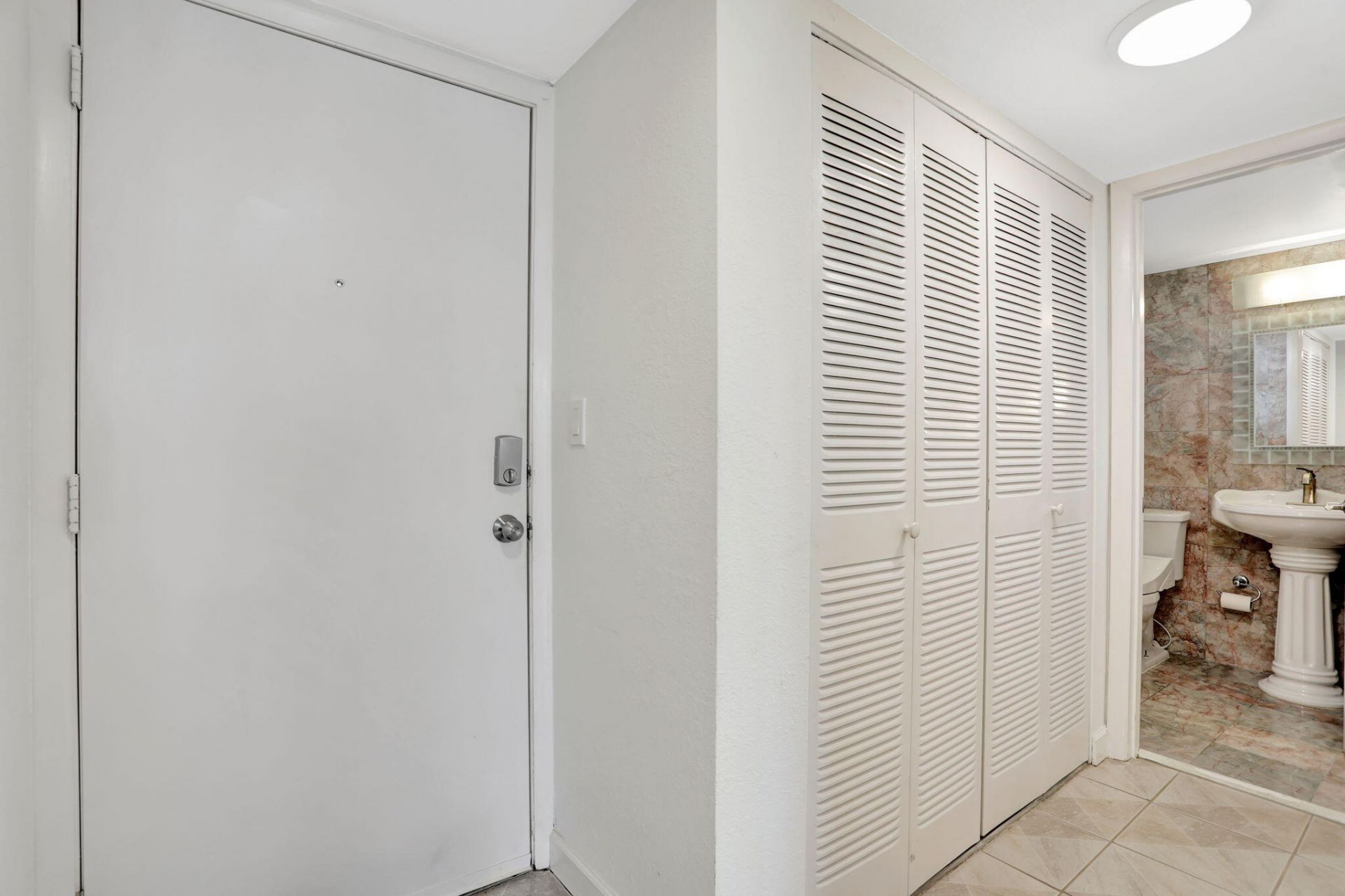 1391 S Ocean Boulevard, Unit 206, Pompano Beach, FL 33062 Photo