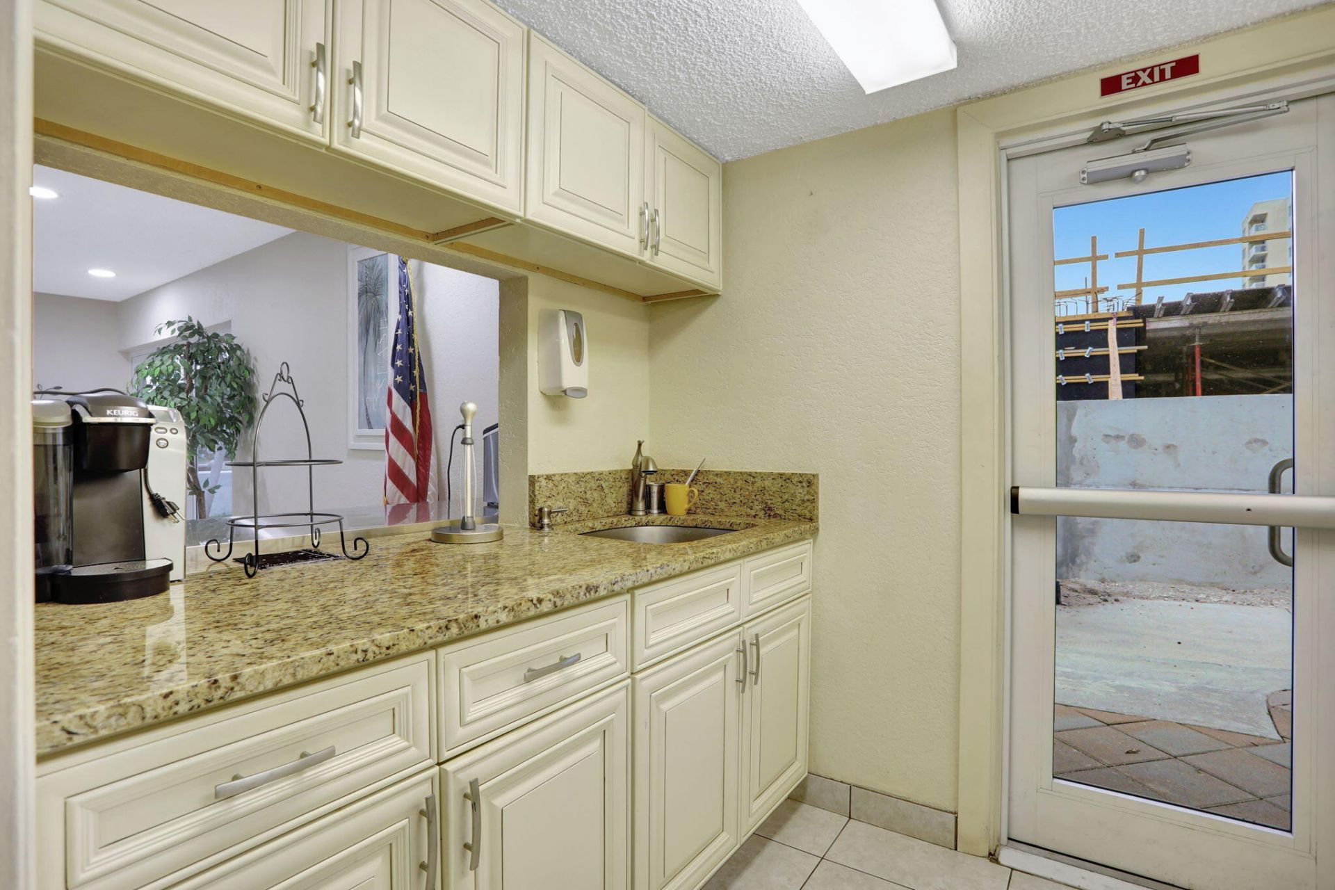 1391 S Ocean Boulevard, Unit 206, Pompano Beach, FL 33062 Photo