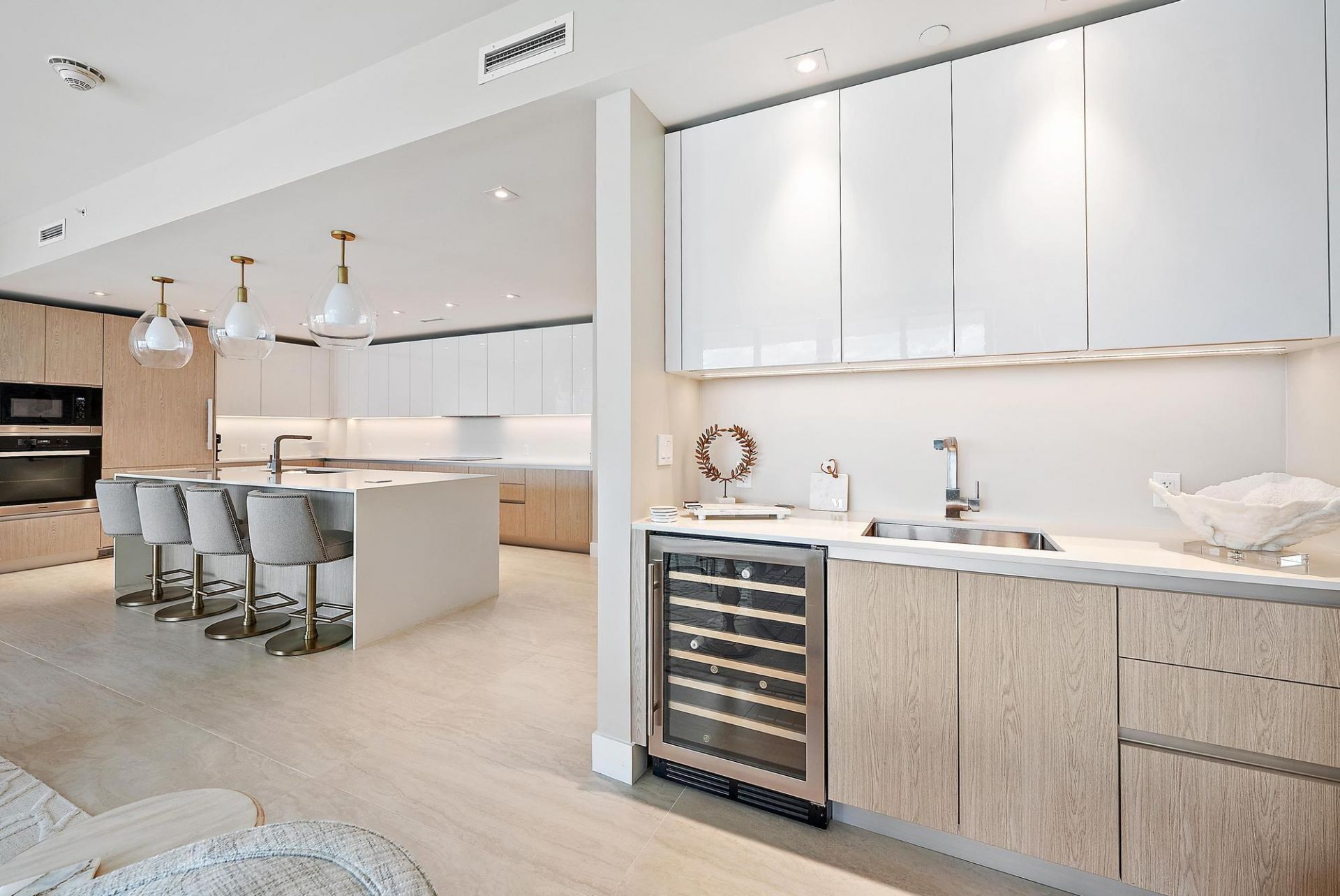 3100 N Ocean Drive, Unit P-1105, Singer Island, FL 33404 Photo