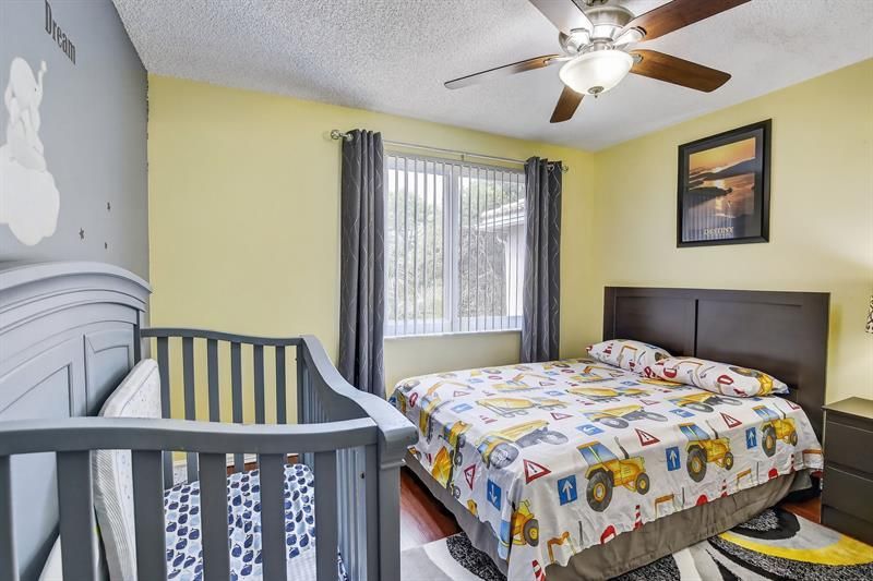 5449 NW 95th Avenue, Sunrise, FL 33351 Photo