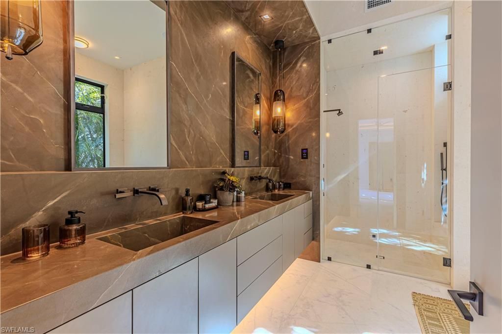 1100 Sandpiper St, Naples, FL 34102 Photo