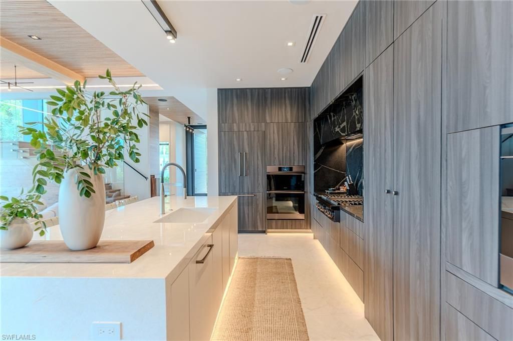 1100 Sandpiper St, Naples, FL 34102 Photo