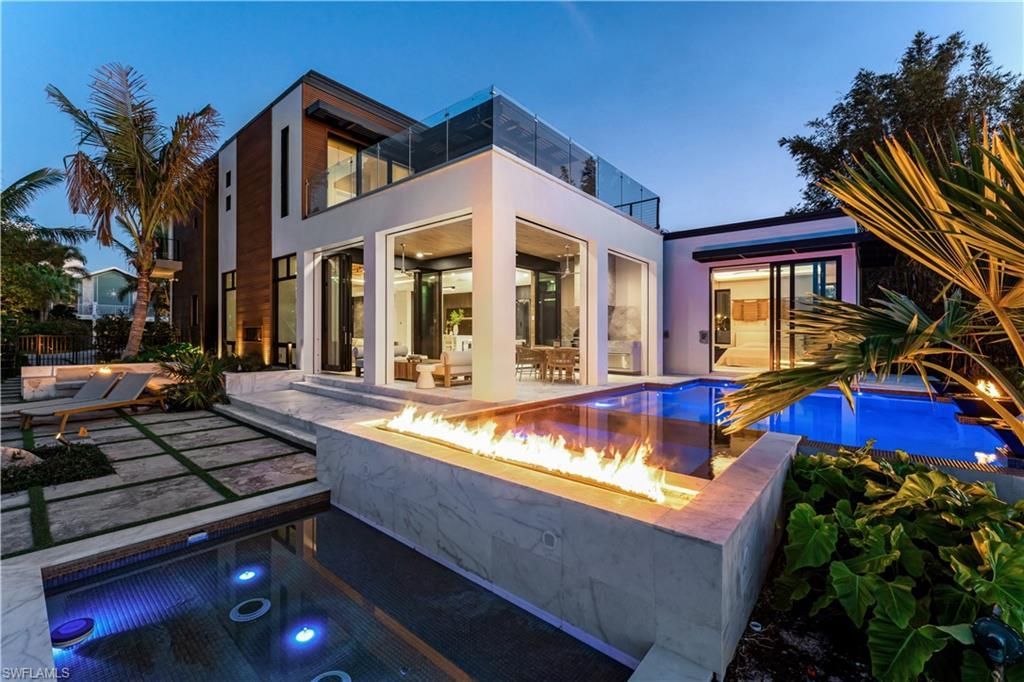 1100 Sandpiper St, Naples, FL 34102 Photo