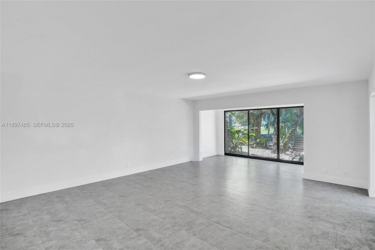 20332 NE 34th Ct, Unit 26, Aventura, FL 33180 Photo