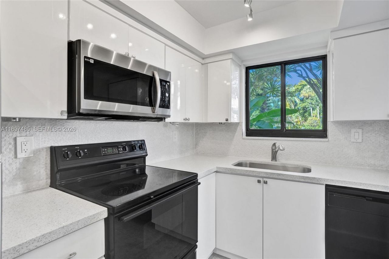 20332 NE 34th Ct, Unit 26, Aventura, FL 33180 Photo