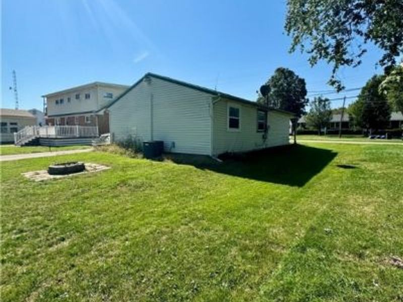 212 Lennox Avenue NW, Massillon, OH 44646 Photo 16