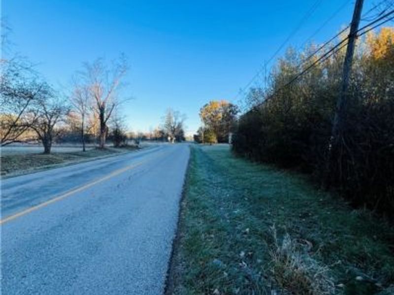 371 Rome Rock Creek Road, Roaming Shores, OH 44084 Photo 4