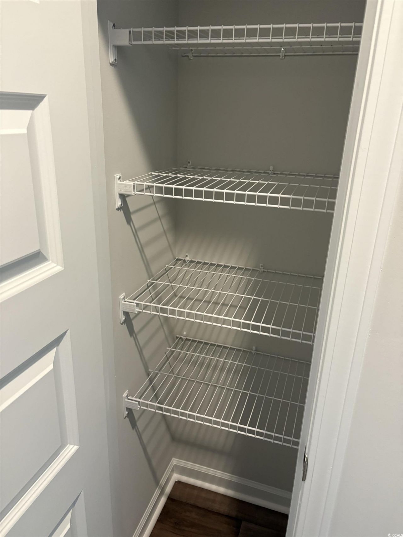 820 Wapama St. Photo 11