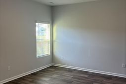 820 Wapama St. photo 4