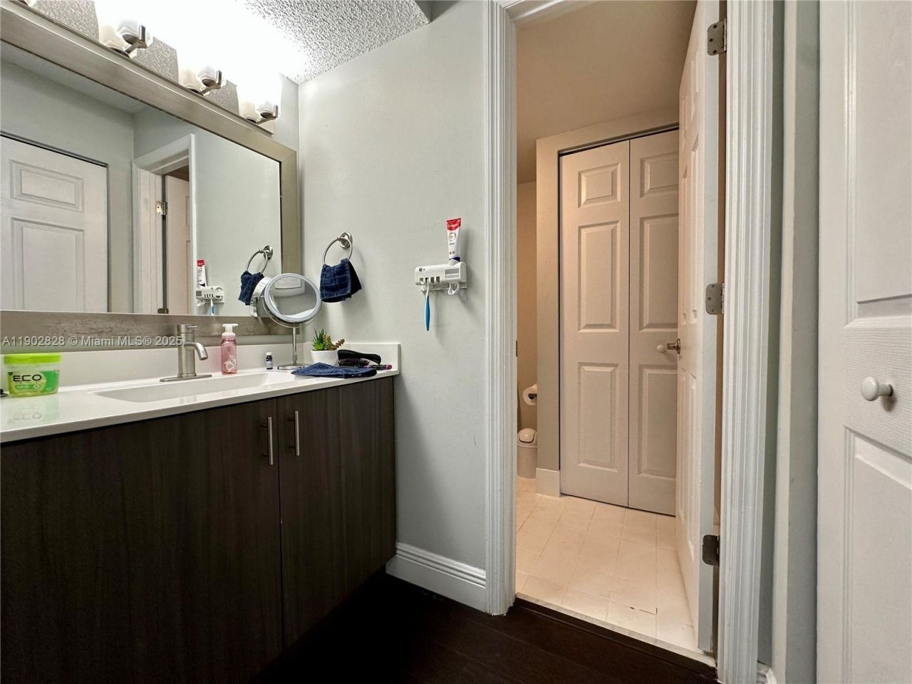 8640 SW 212th St, Unit 307, Cutler Bay, FL 33189 Photo