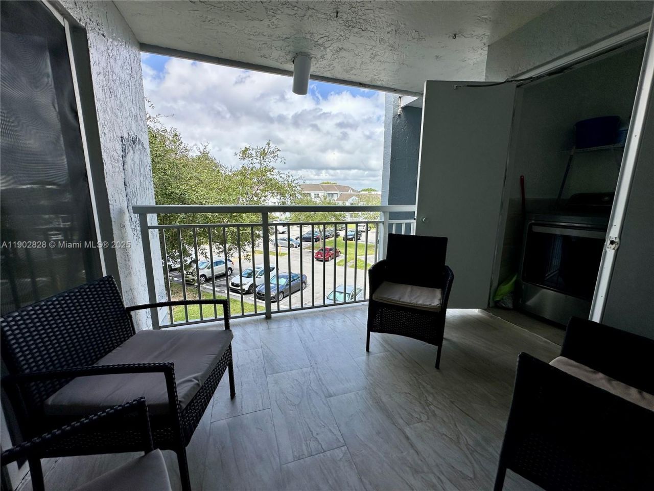 8640 SW 212th St, Unit 307, Cutler Bay, FL 33189 Photo