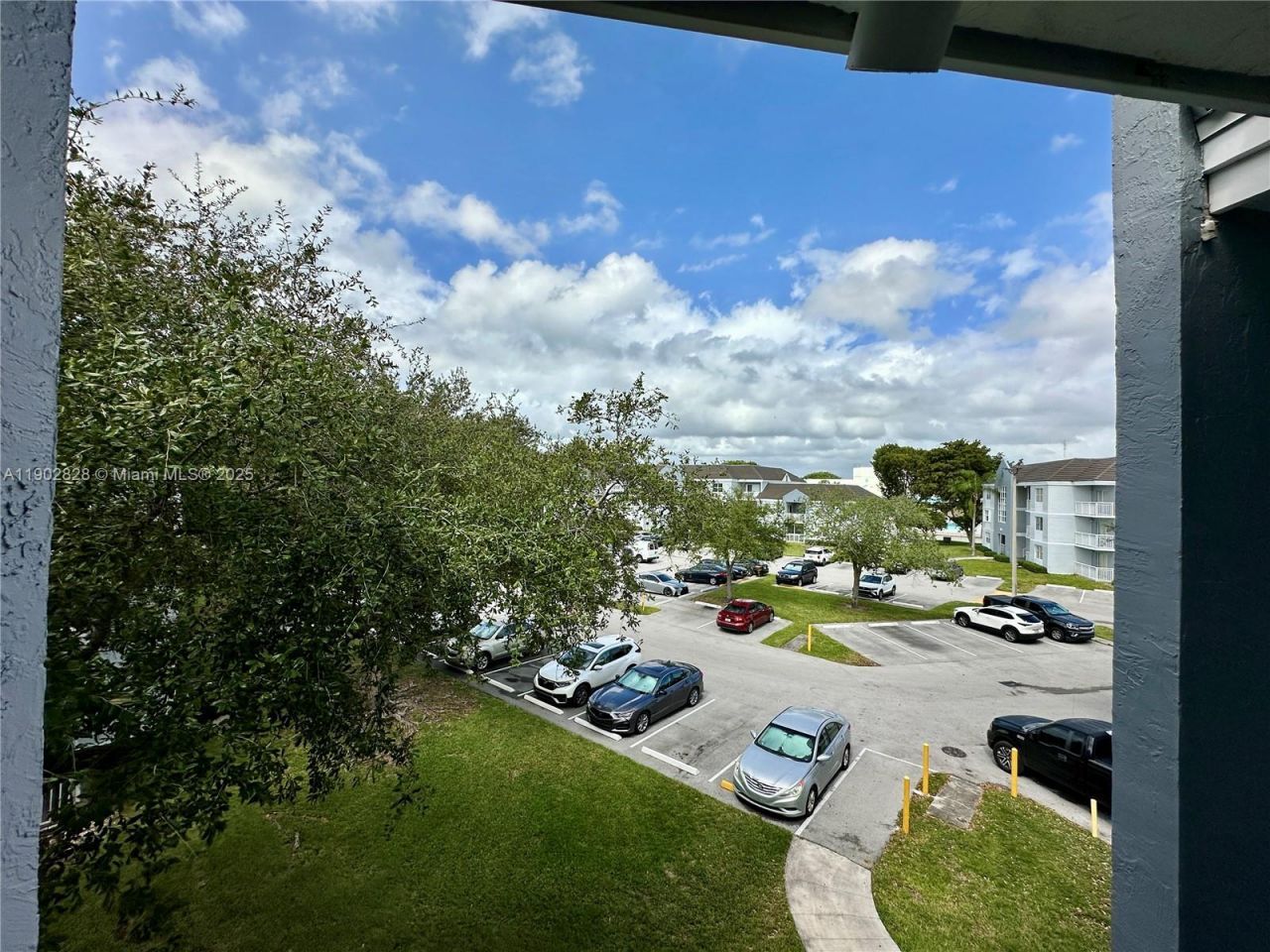 8640 SW 212th St, Unit 307, Cutler Bay, FL 33189 Photo