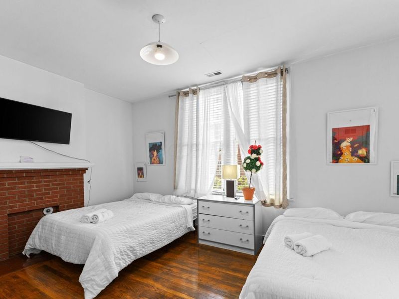 854 N High Street, Unit F, Columbus, OH 43215 Photo 5
