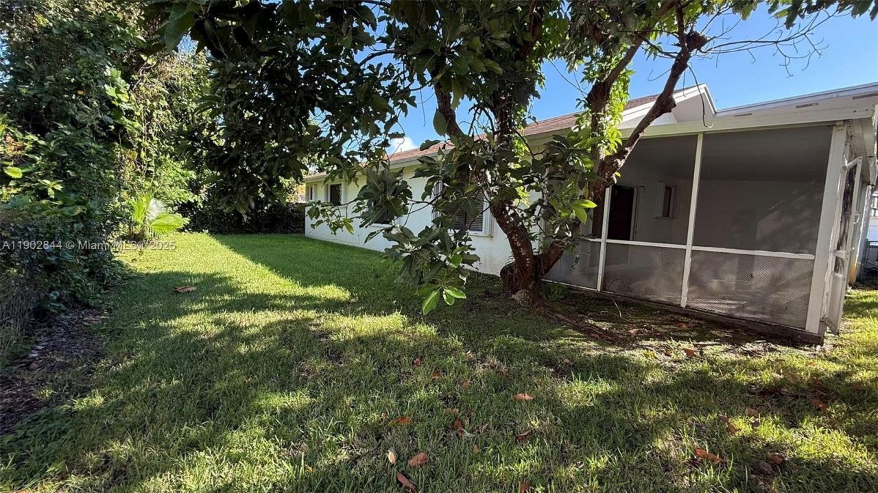 17010 SW 93rd Ave, Palmetto Bay, FL 33157 Photo