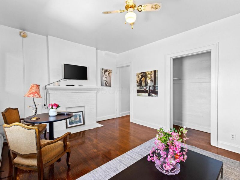 854 N High Street, Unit G, Columbus, OH 43215 Photo 6