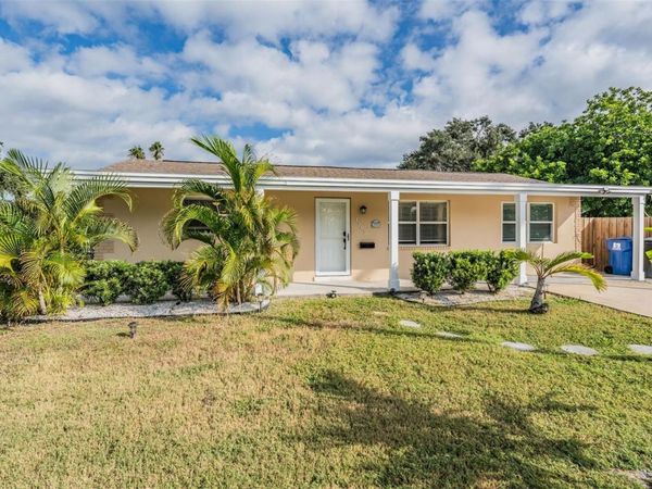 1565 CONNECTICUT AVENUE NE, ST PETERSBURG, FL 33703