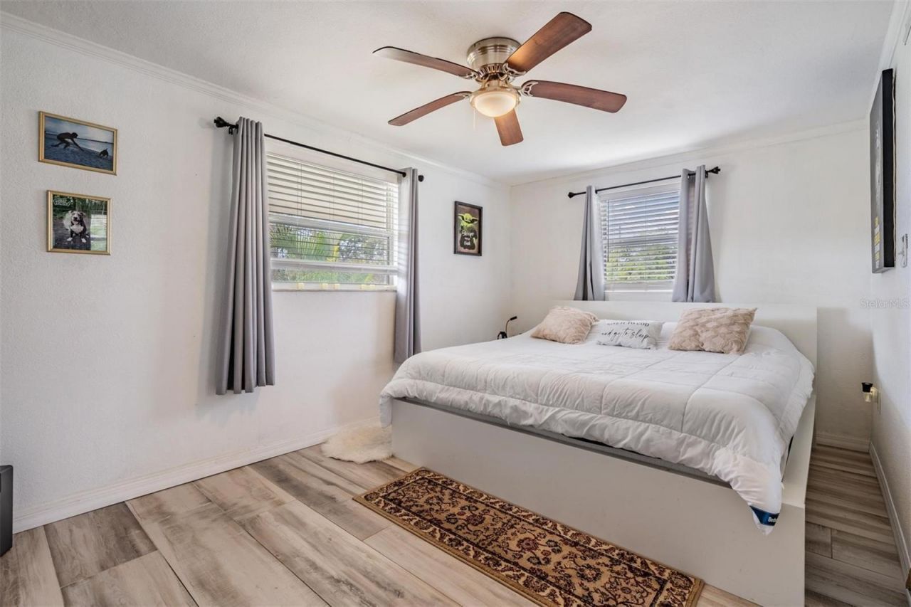 1565 Connecticut Avenue Ne, Saint Petersburg, FL 33703 Photo