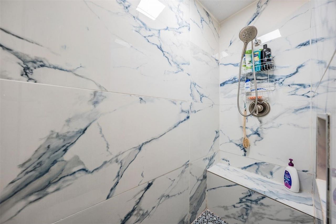 1565 Connecticut Avenue Ne, Saint Petersburg, FL 33703 Photo