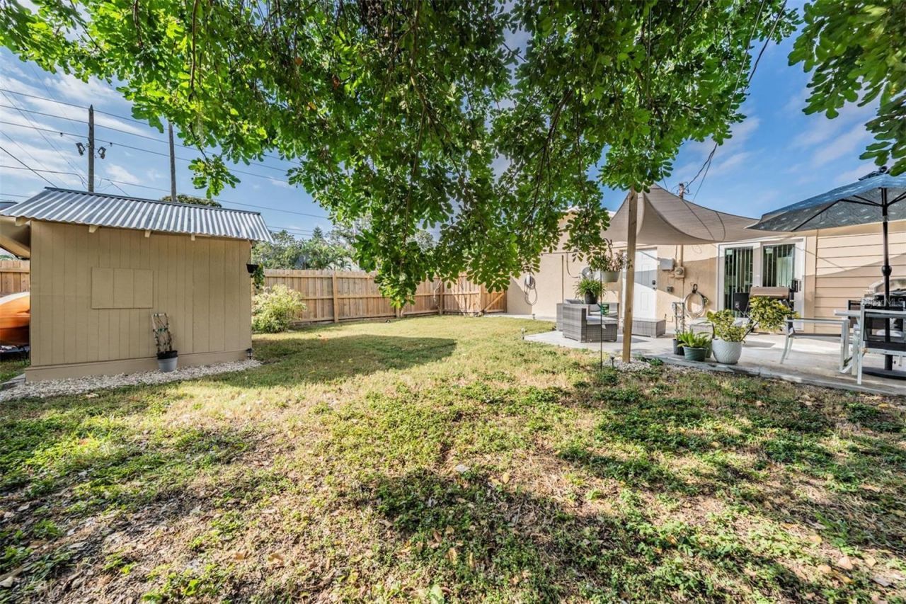 1565 Connecticut Avenue Ne, Saint Petersburg, FL 33703 Photo