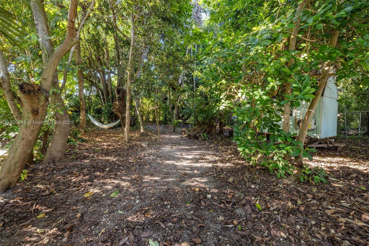 15290 SW 82nd Ave, Palmetto Bay, FL 33157 Photo