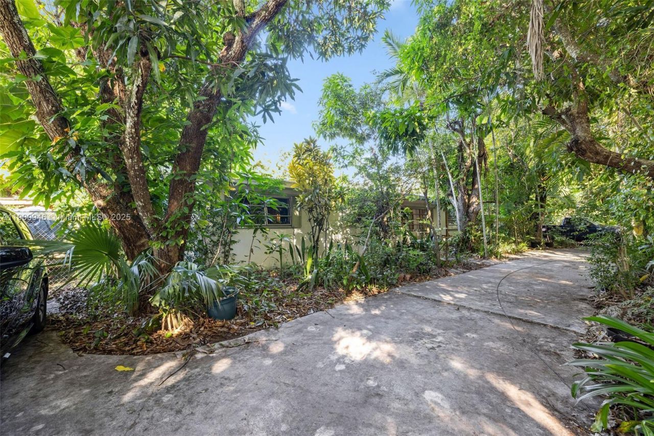 15290 SW 82nd Ave, Palmetto Bay, FL 33157 Photo