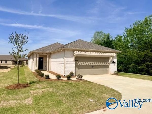 201 Emma Harris Circle, Triana, AL 35756