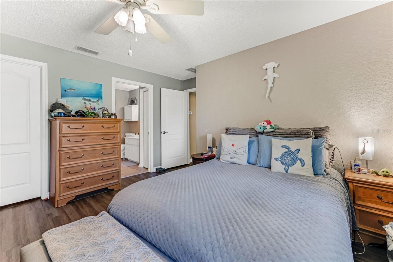 3303 Yule Tree Drive, Edgewater, FL 32141 Photo