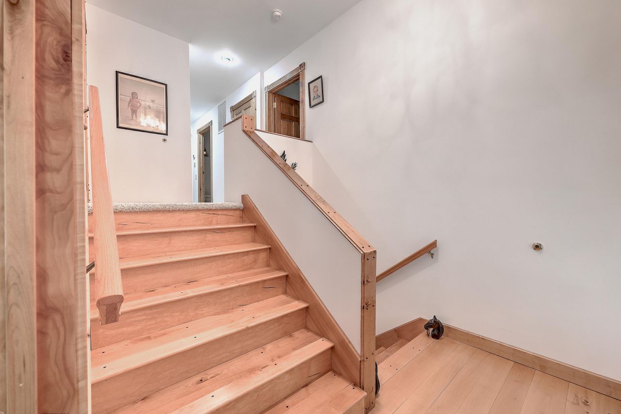 184 Burbank Drive Photo 46