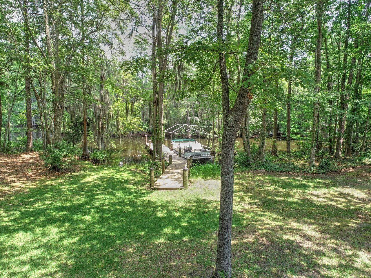 184 Burbank Drive Photo 61