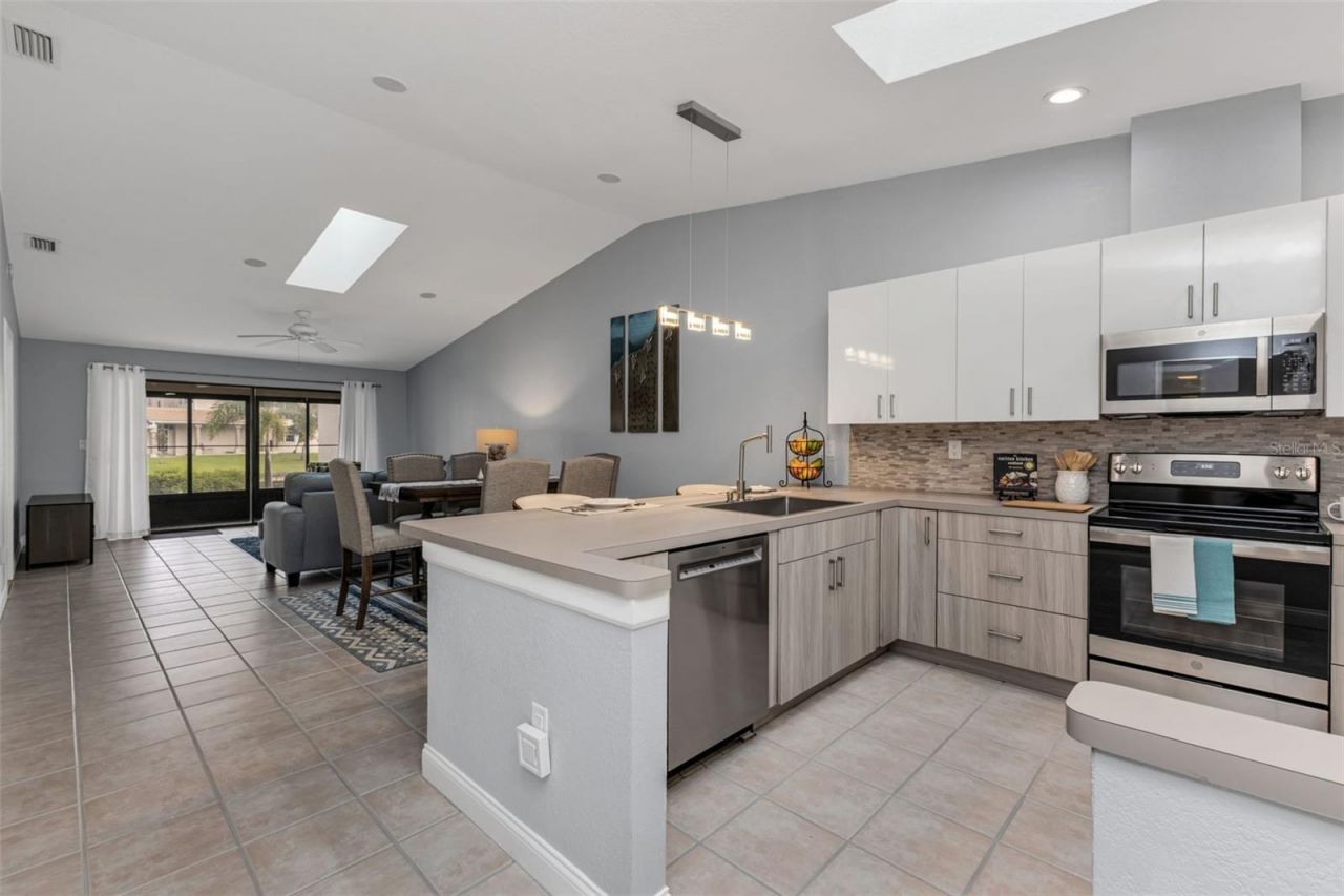 3830 Bal Harbor Boulevard, Unit 9, Punta Gorda, FL 33950 Photo