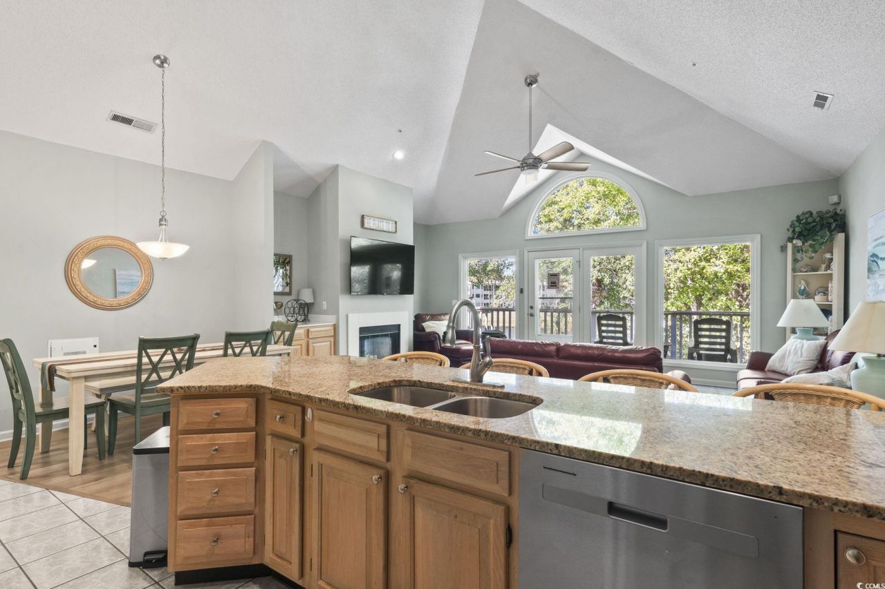 1221 Tidewater Dr. Photo 14