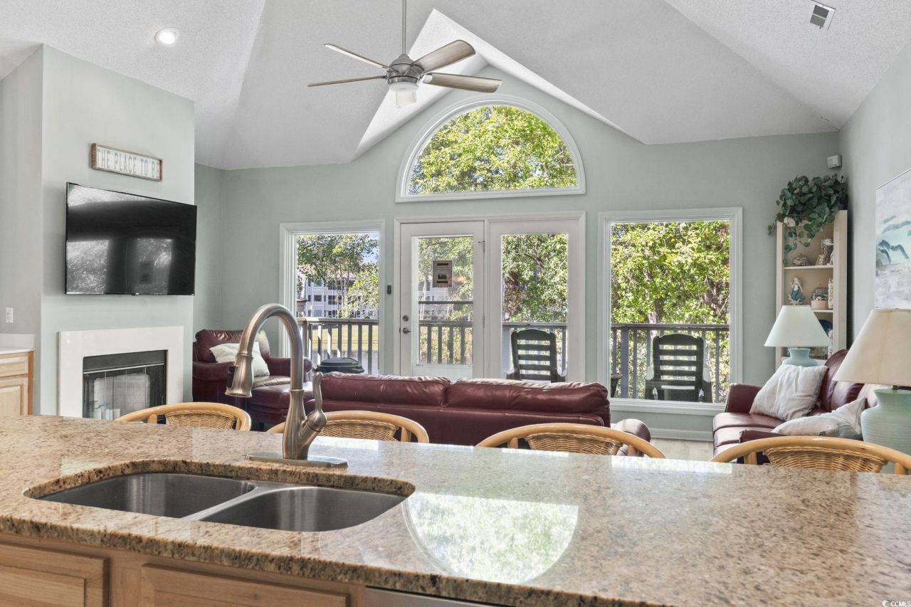 1221 Tidewater Dr. Photo 15