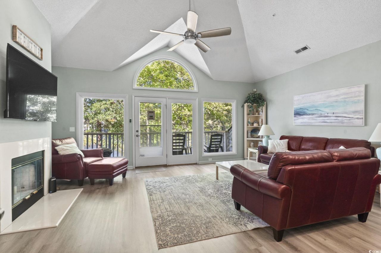 1221 Tidewater Dr. Photo 5