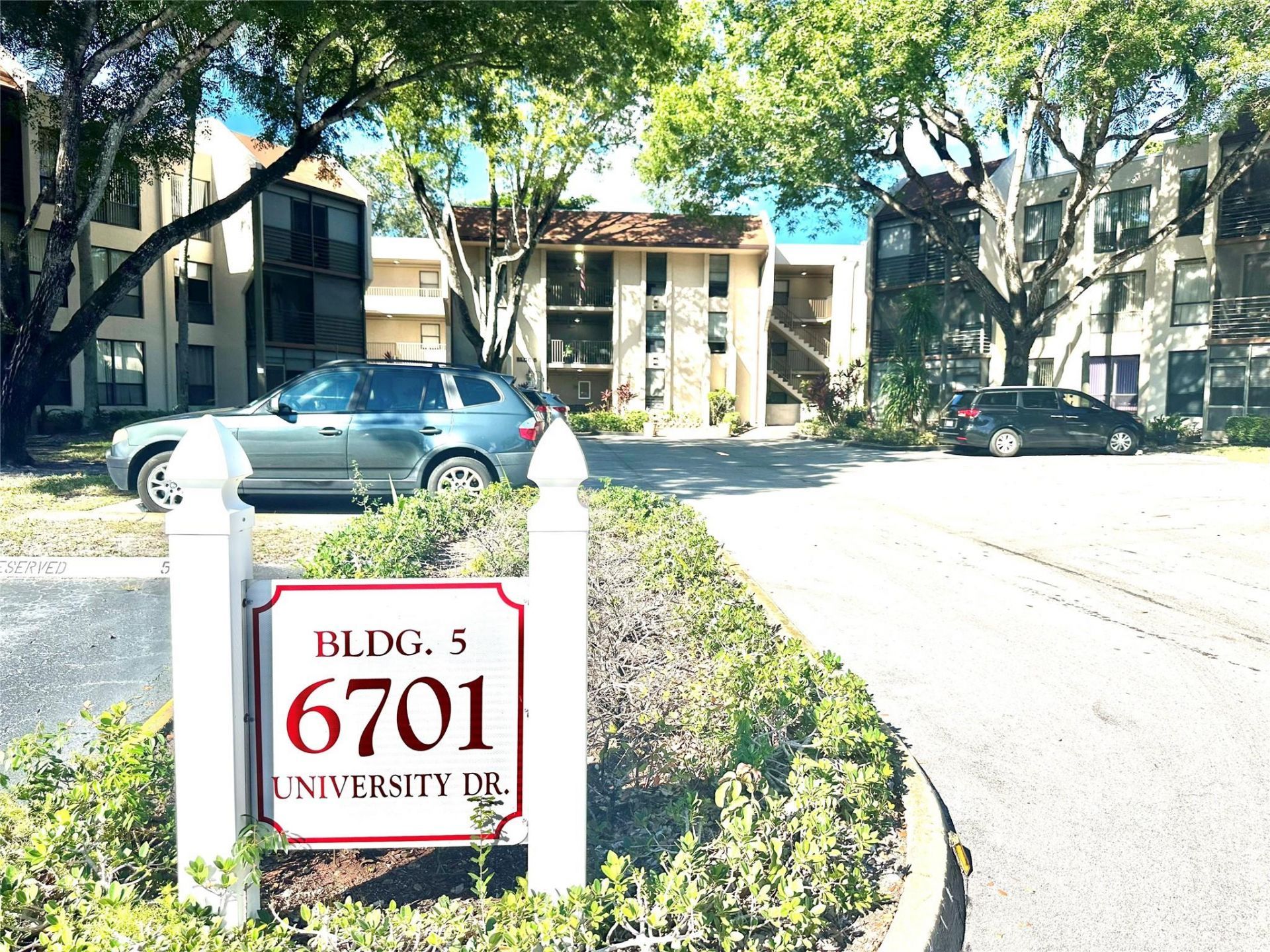 6701 N University Drive, Unit 310, Tamarac, FL 33321 Photo