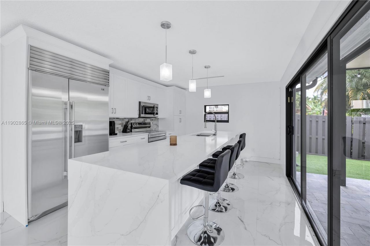 1608 SW 5th Ct, Fort Lauderdale, FL 33312 Photo