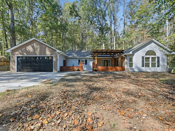 257 Lake Place Drive, Lavonia, GA 30553
