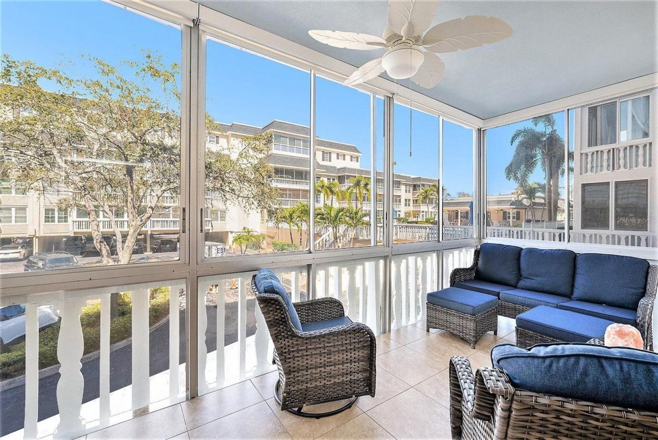 139 Bluff View Drive, Unit 105, Belleair Bluffs, FL 33770 Photo