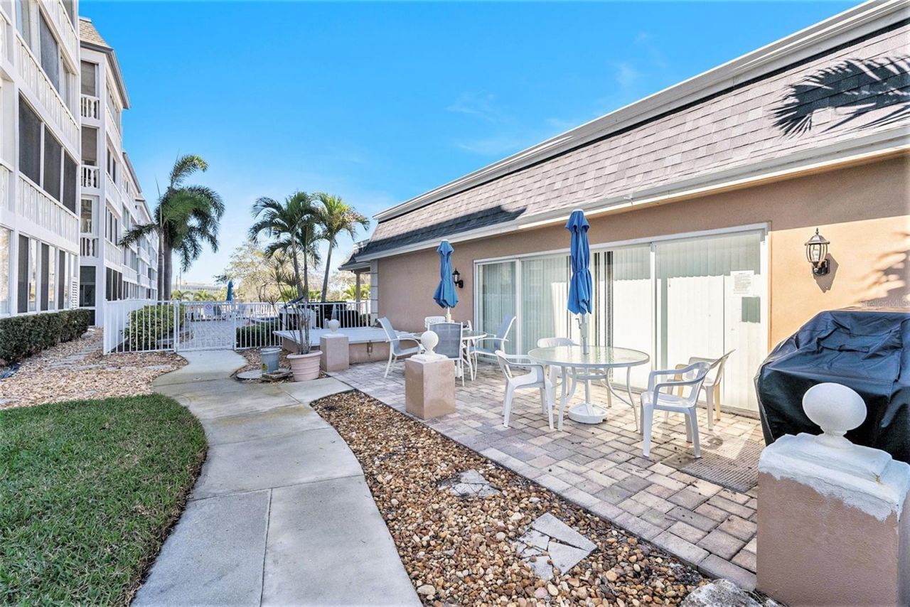 139 Bluff View Drive, Unit 105, Belleair Bluffs, FL 33770 Photo