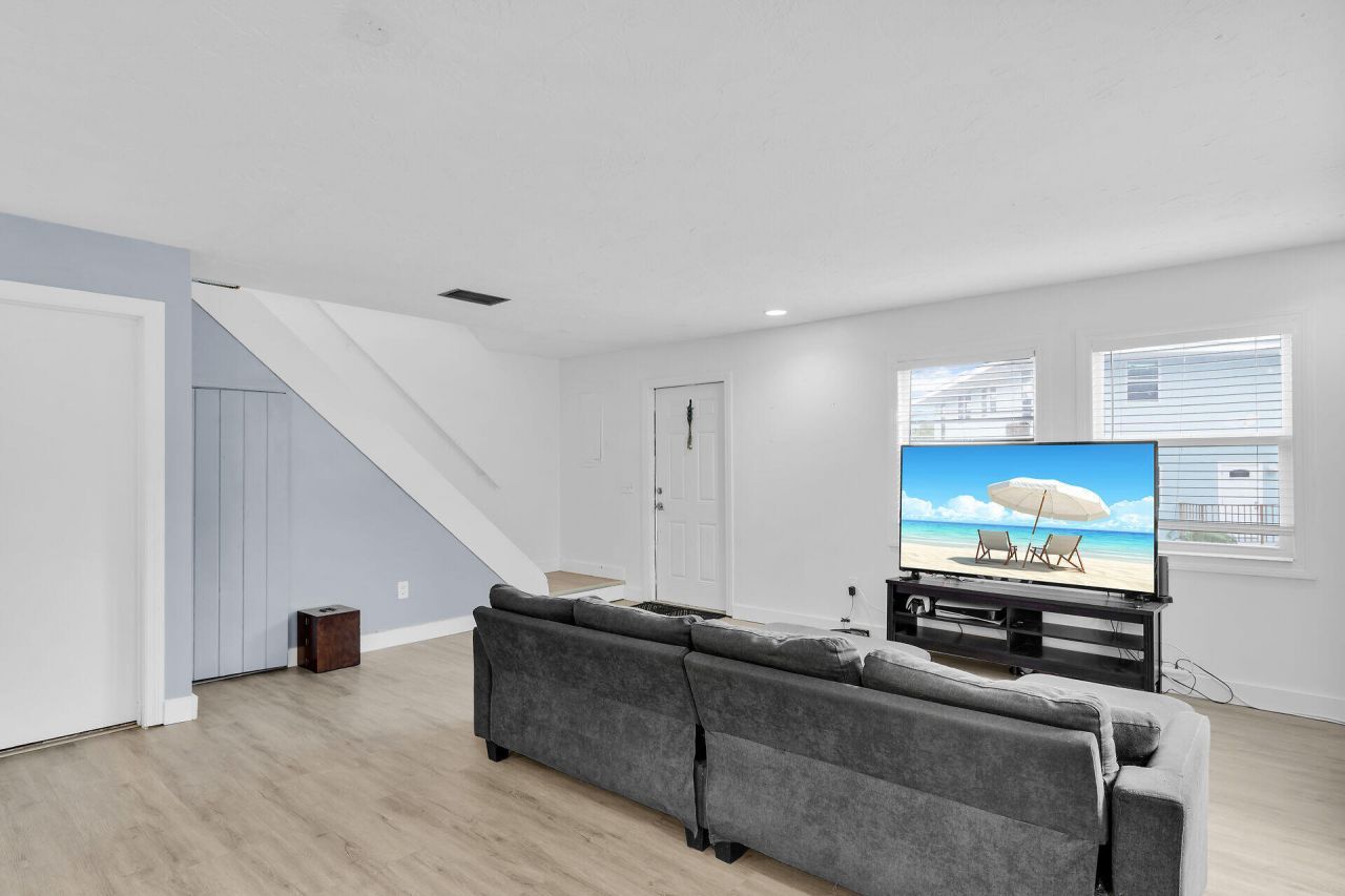 111 Stirrup Key Woods Road, Unit 2B1, Marathon, FL 33050 Photo