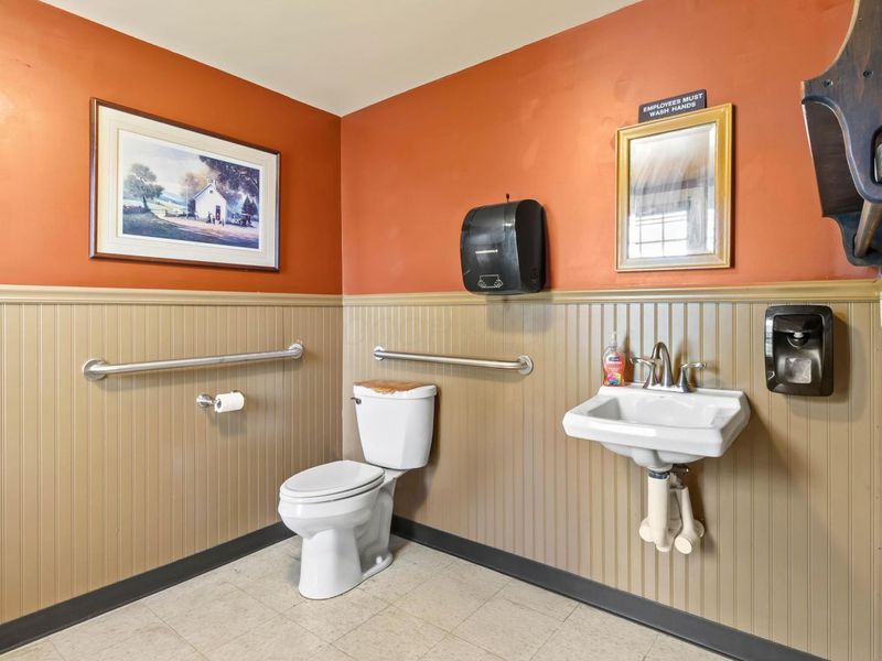 54 S Main Street , Magnetic Springs, OH 43036 Photo 11