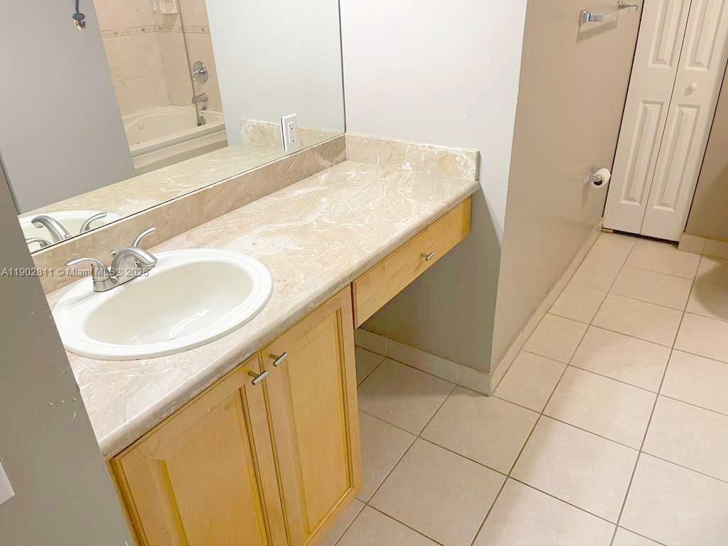 5079 SW 140th Ter, Miramar, FL 33027 Photo