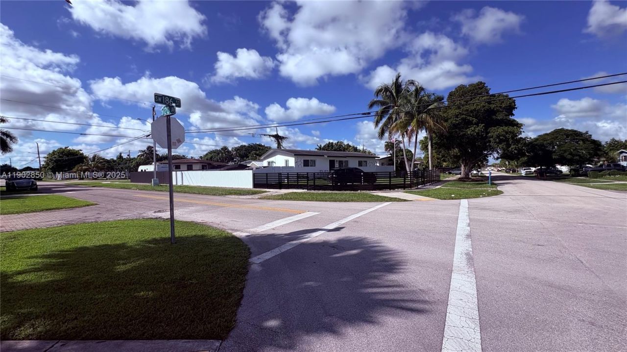 12000 SW 186th St, Miami, FL 33177 Photo
