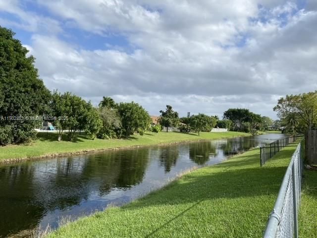 13647 Barberry Dr, Wellington, FL 33414 Photo