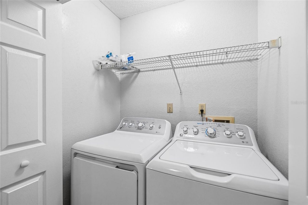 10263 Gandy Boulevard N, Unit 213, Saint Petersburg, FL 33702 Photo